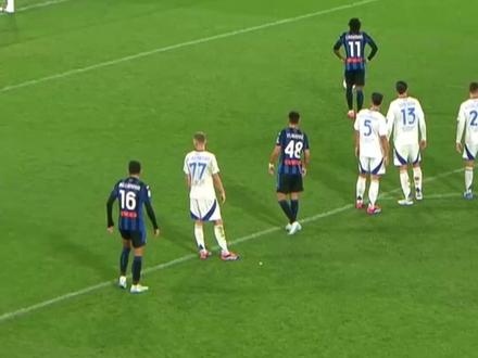 快看那个男人!卢克曼!
#卢克曼 #阿德莫拉卢克曼 #马德里竞技