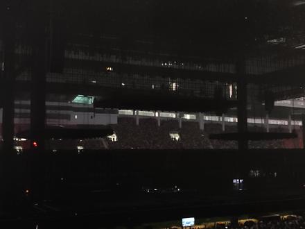 骆驼万兽之王完整版
原来老薛唱的时候就已经在扮演机器人给我们提示了
#薛之谦与薛之谦AI机器人共唱骆驼
#骆驼#薛之谦 #万兽之王#演唱会