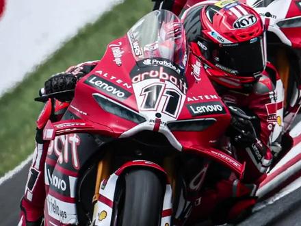 现在的 WSBK ,悬念已经不是谁能夺冠了,而
是谁能当那个打破杜卡迪统治的"屠龙勇士"。今年还有谁能终结布雷加?#wsbk#杜卡迪