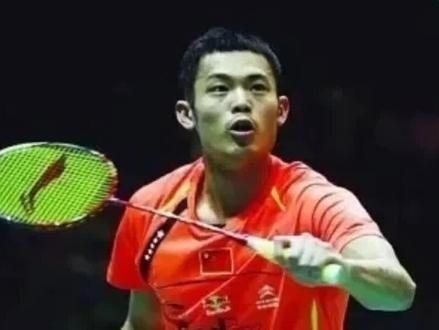 #羽毛球 单打规则你知道哪些呢?#康发体育 @DOU+小助手