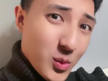 摩羯男对你动心的表现是什么?#摩羯男 #摩羯座 #星座解析