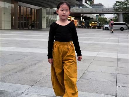 往前冲绝不后退,燃到天亮也不嫌累. #逐梦节拍 #潮流广场舞#励志歌曲 #动感卡点 #春天当然要跳第一天