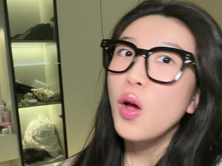 王楚然--又一次被你惊艳 人生是场马拉松,一直在路上,就会被看到#成何体统你的妖妃疯王速成班
#王楚然 #王楚然庾晚音#网剧成何体统#王楚然庾晚音人生角色