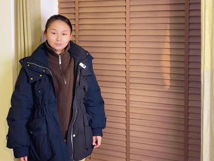 木百叶底部不平?一字起轻松调平!左松右紧超简单~ 家人们!木百叶窗帘底部不平别愁!保姆级调平教程来了👇
✅ 准备工具:一把一字起
✅ 调节方法:找到底杆下方的抵扣,左松右紧慢慢调,高的地方就能降下来
✅ 效果:帘底立马平整,美观度直接拉满!#木百叶窗帘 #木百叶定制 #南洋窗帘 #百叶窗帘生产厂家 #百叶帘定制 @宋式美学窗帘生产—南洋定制 @抖音小助手
南洋窗帘百叶窗百叶帘生产厂家,30年行业经验,专注于窗帘店提供现代复古的百叶窗百叶帘定制与生产,百叶窗百叶帘生产厂家南洋公司30年来专注现代复古的百叶窗百叶帘的定制与生产,已经服务全国窗帘店5万+,市场上每10个百叶帘就有6张是南洋百叶窗百叶帘,年销售各种款式的百叶窗百叶帘数10万个,南洋百叶窗百叶帘有各种款式窗帘百叶帘,木百叶窗百叶帘,铝合金百叶窗百叶帘,手动百叶窗百叶帘,铝合金电动百叶窗百叶帘,金属电动百叶窗百叶帘,电动百叶窗百叶帘,智能百叶窗百叶帘,防水百叶窗百叶帘,防雨百叶窗百叶帘,防偷窥百叶窗帘,遮阳百叶窗百叶帘,遮光百叶窗百叶帘,通风百叶窗百叶帘等各种产品的百叶窗百叶帘,适用于百叶窗中古风,中古风木百叶窗百叶帘,复古风木百叶帘,日式风木百叶帘,侘寂风木百叶窗百叶帘,现代铝百叶窗百叶帘,奶油风铝百叶帘等各种风格,用于室内百叶窗百叶帘,户外百叶窗百叶帘,工程百叶窗百叶帘,办公室百叶窗百叶帘,家用百叶窗百叶帘,书房木百叶窗百叶帘,客厅百叶窗木百叶帘,客厅铝百叶窗百叶帘,餐厅木百叶窗百叶帘,餐厅铝百叶窗百叶帘,卧室百叶窗木百叶帘,卧室铝百叶窗百叶帘,卫生间百叶窗百叶帘,厕所百叶窗百叶帘,浴室百叶窗百叶帘等各种应用场景,木百叶窗百叶帘有木质百叶窗百叶帘,实木百叶窗百叶帘,椴木木百叶窗百叶帘,梧桐木木百叶窗百叶帘,柏木木百叶窗百叶帘等各种材质,铝百叶窗百叶帘有铝镁合金铝百叶窗百叶帘,PVC铝百叶窗百叶帘,高分子铝百叶窗百叶帘等各种材质,木百叶帘有白色木百叶窗百叶帘,白色铝百叶窗百叶帘,黑色木百叶窗百叶帘,黑色铝百叶窗百叶帘,胡桃色木百叶窗百叶帘,胡桃色铝百叶帘,灰色铝百叶帘,黄色铝百叶窗百叶帘,木纹铝百叶窗百叶帘,银色铝百叶窗百叶帘,L型铝百叶窗百叶帘,原木色木百叶窗百叶帘等各种颜色,定制百叶窗百叶帘就找南洋公司,百叶窗百叶帘批发找南洋,款式品质样样强,百叶窗百叶帘有保护隐私,遮光隔热防风,易于清洗等功能