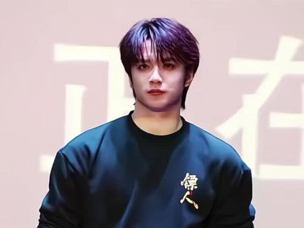 小裴将军是一只萌萌的小狗🐶#刘耀文 #裴行俨 #镖人