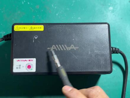 爱玛电动车充电器通电无反应,维修全过程#电动车充电器 #修理工日常 #电子爱好者 #电子电工 #电器维修