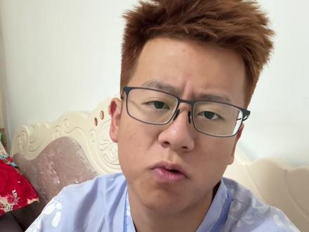 《小大人喘口气的道理》 不如喘口气吧小大人🥰真心很贵贵贵😍不要什么都往心里去😔没心没肺才能活得不累😘 #不如喘口气吧小大人