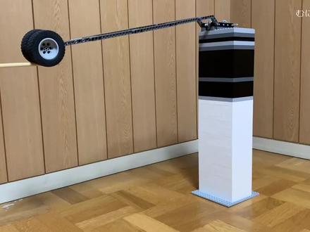 我与乐高制作了摆钟和陀飞轮。重制版