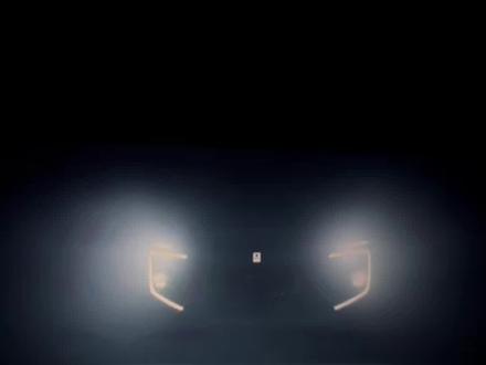 《飞驰人生3》阿维塔12赛道表现!华为满血智能辅助驾驶,张驰:你看这走线,多流畅!#飞驰人生3 #飞驰的阿维塔 #可惜你不开阿维塔12