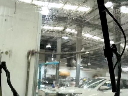 雨刮片刮不干净如何更换,宝马的还有雨刮片更换模式,你知道怎么开启吗?#雨刮片更换 #修车 #汽车保养与维修 #每天一个用车知识