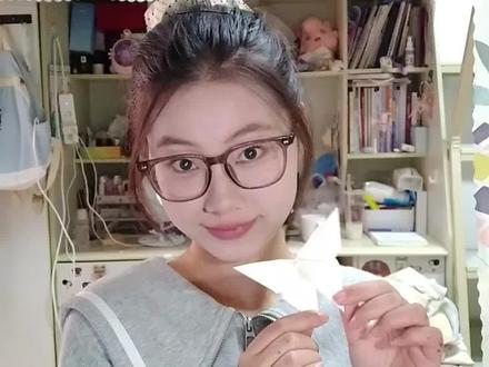 把爱藏进蝴蝶里#手工 #折纸 #蝴蝶 #亲子 #幼儿园手工