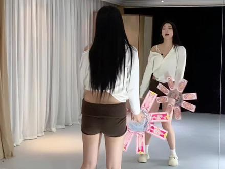 《魔法转盘舞》热门卡点摇,直播间主播必学动感气氛舞蹈慢速跟练 #转盘舞 #主播舞蹈教学 #一学就会系列 #卡点舞 #舞蹈分解教学视频