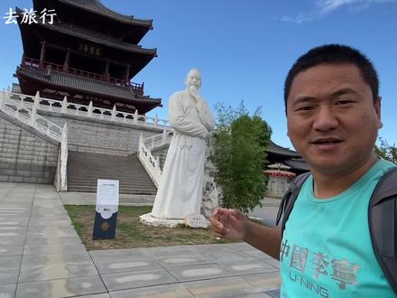 九江的琵琶亭,白居易在此写下了著名的《琵琶行》,就在长江边!