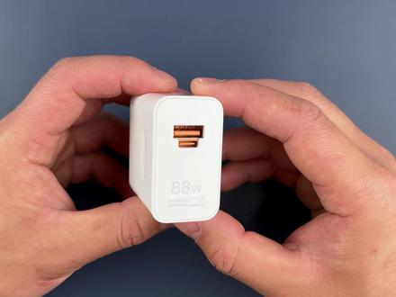 全网首拆华为新款88瓦充电器:有亮点,也有遗憾! #华为 #p60pro #充电器 #拆解 #数码