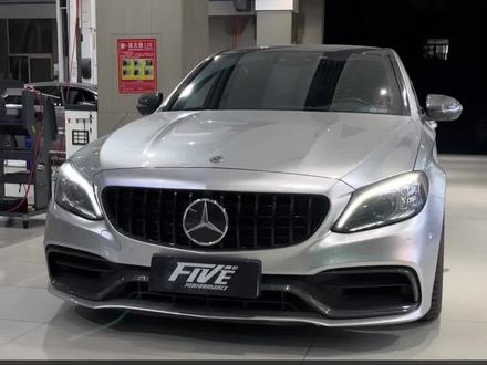 C63怎么能有没水煮声。全段排气配合阀门控制模块,妹子听了都说好。
#奔驰amgc63 #阀门控制模块 #排气声浪