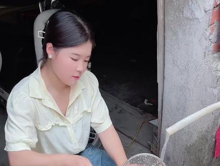 很多人在当地试了各种豆腐都做不出脆皮豆腐口味,这也是不可复制的原因#外酥里嫩 #豆腐 #豆腐技术 #脆皮豆腐 #脆皮豆腐的做法