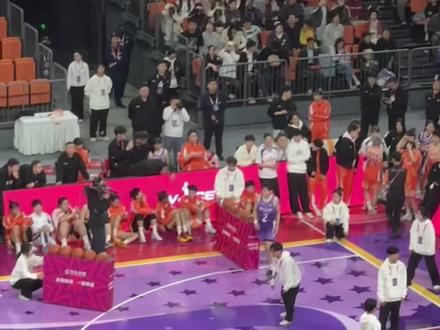 杨舒予!!!#杨舒予 #杨舒予篮球中心 #wcba女篮