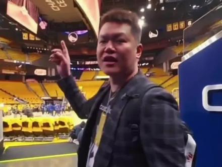 广东男篮将于勇士打季前赛,朱芳雨参观勇士主场#NBA #广东男篮 #金州勇士 #CBA #阿才说球