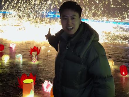 这个漳泽湖灯会大家都刷到没 过年有多了一个新去处#长治春节去哪玩 #在长治和阿宝一起过大年 #华彩千灯游园会@漳泽湖·华彩千灯游园会