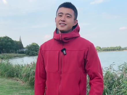 为什么户外不建议三合一冲锋衣?#冲锋衣 #户外穿搭 #冲锋衣怎么选 #男女同款