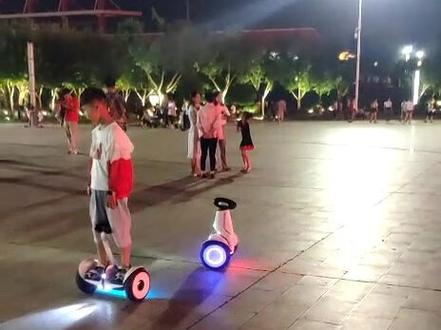 开启遛狗模式,小米9号平衡和plus自动跟随