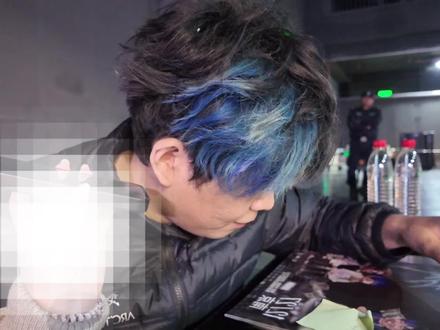 河南神也来支持了
#橹穆 #心扑通扑通跳 #271199 #河南说唱之神 #没有我你早走出来了