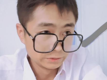 云南方言 一个望一个#原创搞笑 #抖音小助手 #云南搞笑方言 @DOU+小助手
