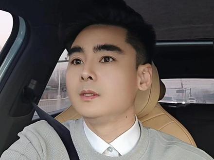 #极狐 这个品牌的车到底怎么样?今天纯粹站在自己个人的角度说一说。#极狐阿尔法t5 #极狐阿尔法s5 #极狐t1 #极狐考拉