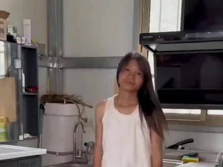 曝小英带货佣金#娱乐#明星