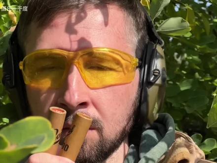 霰弹的种类都有哪些呢?最后的那一种你又知不知叫什么 #国外合法拍摄国内请勿模仿 #军迷发烧友 #军事科普 #武器