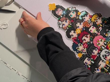 大图就是搓搓搓 搓到厌倦👍🏻#拼豆 #鬼灭之刃 #diy #手工 #拼豆图纸