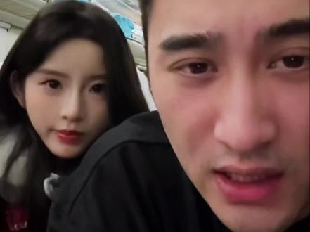 两人讲故事呢吃上瓜🍉了#直播录屏分享 #巴旦木公主#蒋一帆