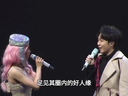 孙燕姿演唱会突发意外忍痛唱完,真实原因让人心疼!#孙燕姿#演唱会#敬业