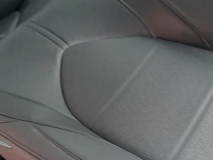 亚洲龙座椅靠背放平,可以当床车了#丰田亚洲龙 #座椅放倒