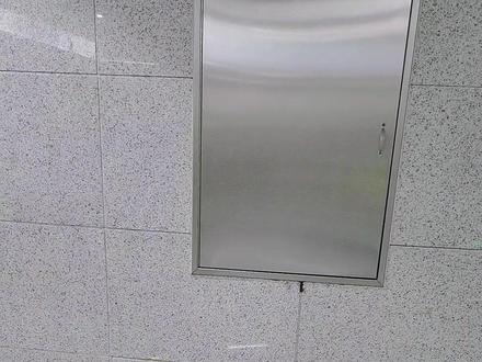 世界上最长的地下扶梯