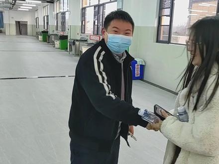 路过方子学校,进去蹭一餐饭……