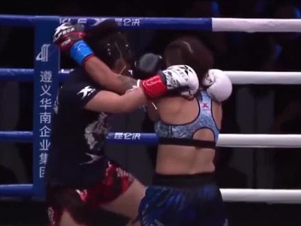 少林最强女弟子关啊翠,重拳猛攻打的巴西女拳王连退3米,大获全胜!#关阿翠 #拳击