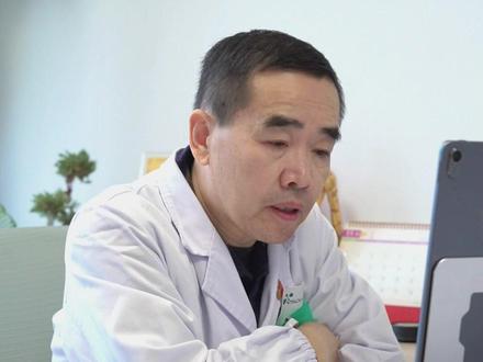 齿痕舌 有裂纹 肝郁脾虚,两三个月能调好 #裂纹 #疏肝健脾 #健康 #中医 #医学科普