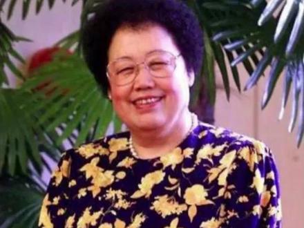 女富商陈丽华
于4月5日去世,享年85岁#明星正能量 #娱乐热点 #娱乐八卦