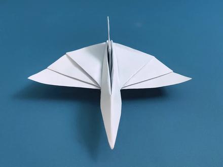 年度最强飞行仿真机,凌云.鹏三段翼仿真纸飞机#纸飞机 #手工折纸 #童年的纸飞机