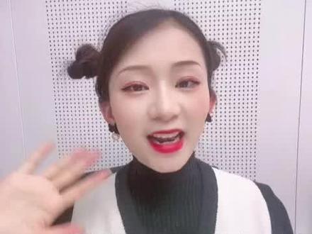 #英语口语 #魔术英语 #近景魔术 #魔术西 今晚周五班揭秘呀 老西魔术已经更新到38集了 随着秋天的课进入尾声 你是魔术师了吗😎