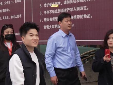 欢迎董宇辉老师来到宁国落羽红杉林!#与辉同行安徽行 #董宇辉 #落羽红杉林#皖美冬日 #寻美宣城