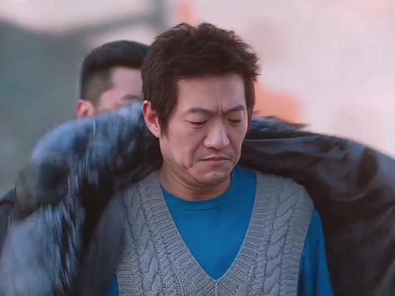 崔国明担忧霍东风,霍东风与二美的兄弟情,二胖与霍东风团聚 崔国明被老板娘相中#郭京飞#电视剧老舅#老舅还是太全面了#青年创作者成长计划 #电视剧老舅开播