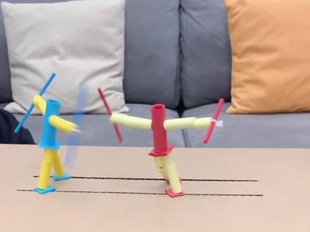 小学六年级的手工竹节人,用折纸做也超好玩#爸爸带娃 #萌娃日常 #人类幼崽成长计划 #亲子时光 #沉浸式带娃 #手工竹节人