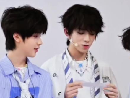 橹穆1′50精选(按纪录片时间顺序
#橹穆 #纪录片 #新年快乐