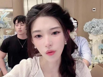 Angelababy 宋轶同款香蕉饮来咯! Ally专属超值福利,99元三盒,成分简单健康,而且效果也好!#ally #香蕉饮