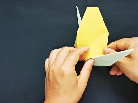 幼儿园折纸教程金灿灿的玉米,简单又漂亮快来学吧 #折纸 #手工制作 #折纸教程 #手工折纸 #创意手工