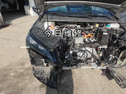 广汽埃安s事故车 安全气囊全爆,拆解仪表气囊模块#广汽埃安splus #事故车维修 #新能源汽车维修 #安全气囊 #