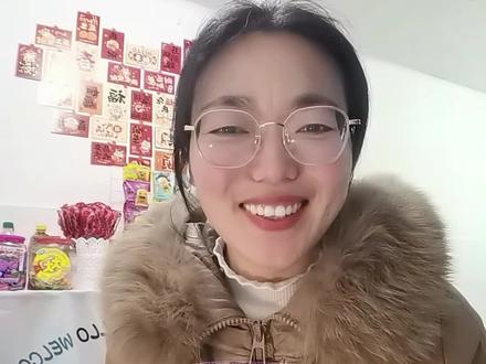 丁克的本质,从来都不是“自由”,而是一场不对等的生育骗局。男性在这场骗局里,几乎没有损失,随时可以全身而退;而女性,一旦踏入,就可能输掉自己当妈妈的机会,输掉晚年的依靠。别被年轻时的“潇洒”冲昏头脑,也别高估人性的坚定和夫妻情分的牢固。生孩子不是必选项,但丁克,一定要慎之又慎——因为你赌不起,也输不起。#宝妈 #二胎 #人生感悟 #情感共鸣 #真实生活分享计划 @DOU+小助手 @宏豆兄妹👦👧