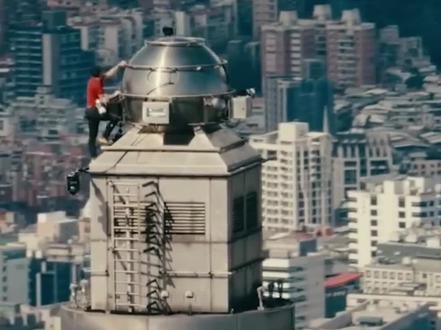 亚历克斯徒手攀台北101大厦! #攀登101 #亚历克斯 #攀岩